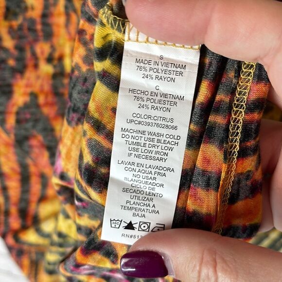 Chaus Tiger Print Long Sleeve Shirt NWT Size S - Picture 4 of 6